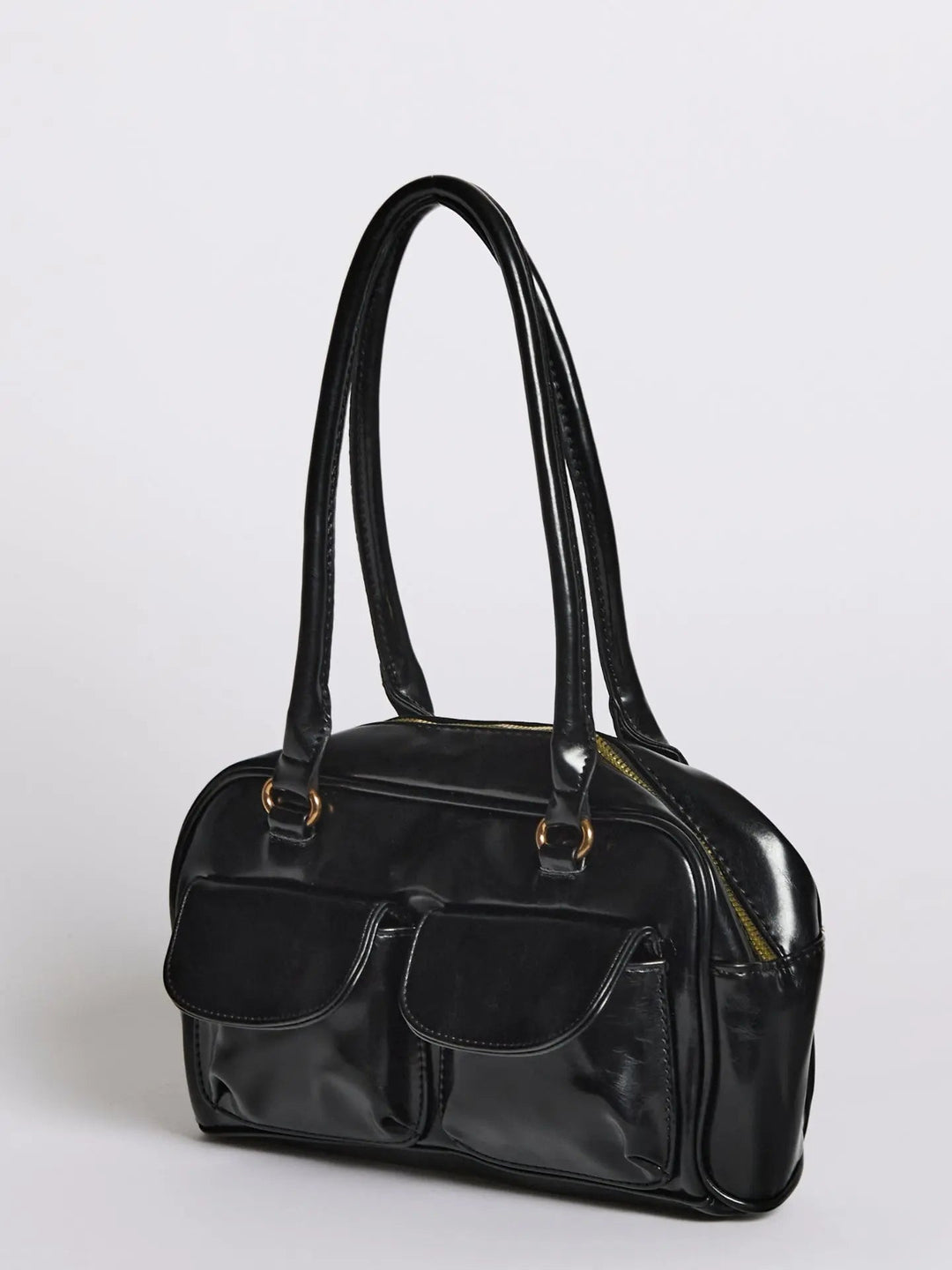 Sleek Daily Leather Carry